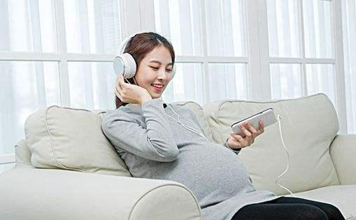 受過胎教的寶寶和普通寶寶有什么不同？專家說體現(xiàn)在這5方面